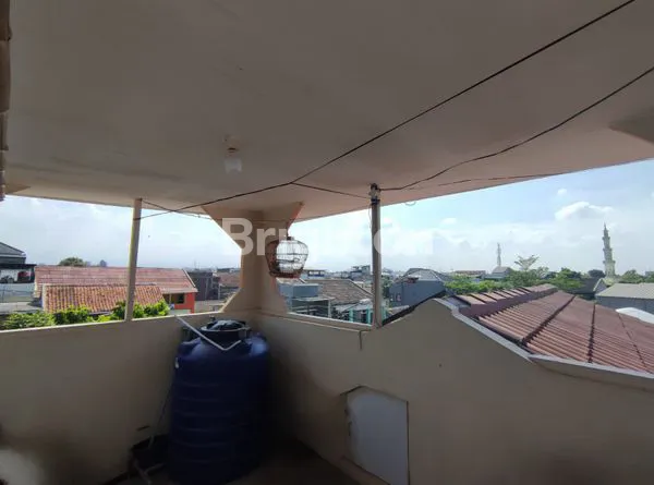 image RUMAH MODERN 2 LANTAI DI BUMI ASRI, BANDUNG KULON (8)