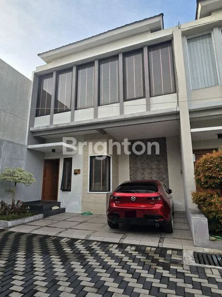 SEWA RUMAH MEWAH DI MANGESTI RAYA GENTAN