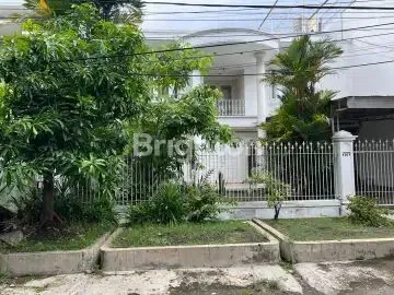image RUMAH DI JALAN RAYA KERTAJAYA INDAH (2)