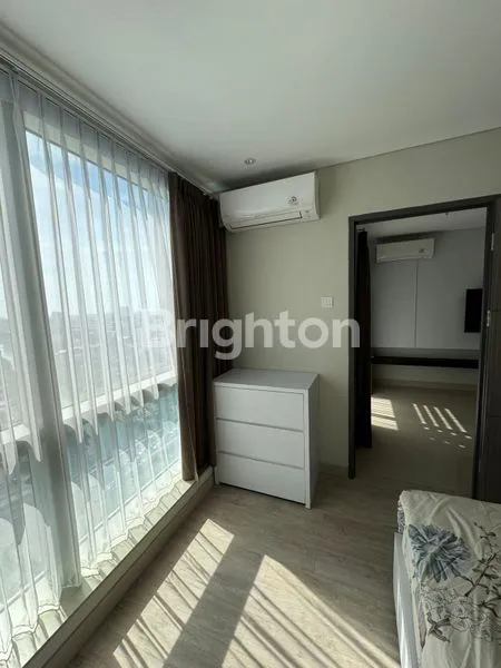 image UNIT 2 BEDROOMS ( 2 BR ) FULL FURNISHED PRAXIS APARTMENT, SURABAYA PUSAT.STRATEGIS PUSAT KOTA DEKAT PERKANTORAN RAYA PANGLIMA SUDIRMAN, BASUKI RAHMAT, RAYA DARMO, RS SILOAM, RAYA GUBENG, DLL. (6)