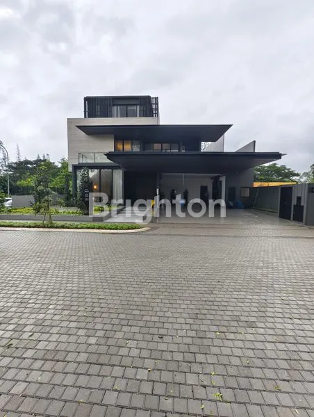 image RUMAH SUPER MEWAH BOTANIC VILLA NAVAPARK BSD CITY TANGERANG (1)
