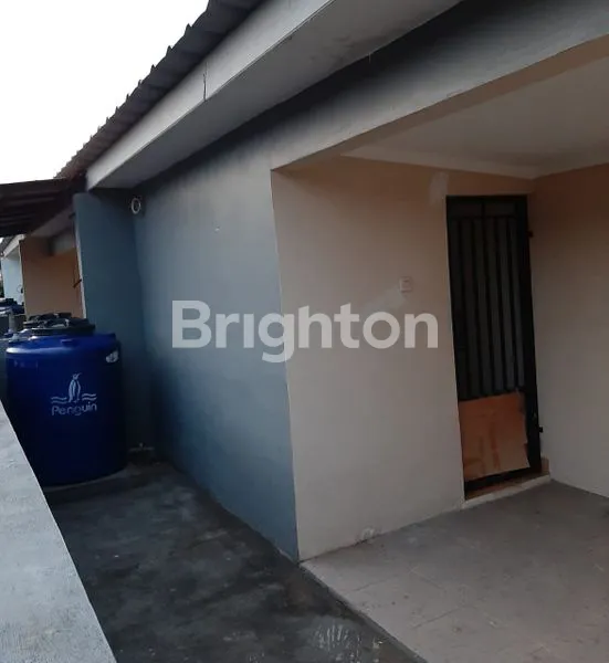 image RUKO 3 LANTAI + ROOFTOP, DESAIN MODERN, PARKIR LUAS — LOKASI RAMAI & STRATEGIS, POTENSI BISNIS TINGGI (4)