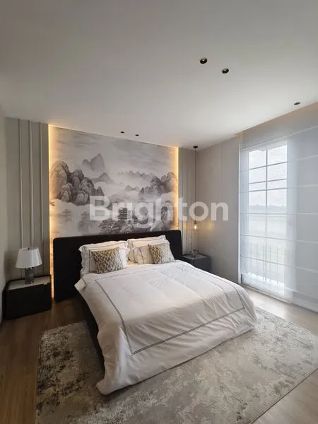 image RUMAH MEWAH 3 LANTAI FULL MARMER DI BSD CITY TANGERANG (8)