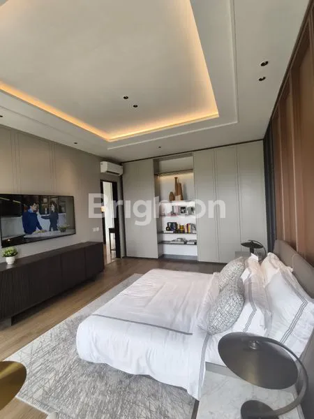 image RUMAH MEWAH 3 LANTAI FULL MARMER DI BSD CITY TANGERANG  (4)