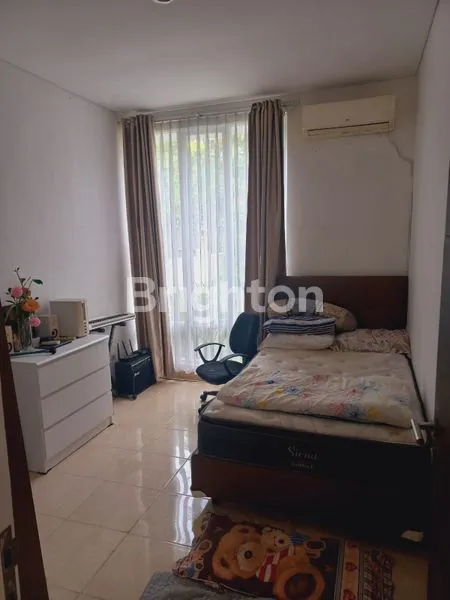 image JUAL RUMAH CANTIK DAN ASRI DILINGKUNGAN YANG AMAN DAN NYAMAN DI LOKASI STRATEGIS (6)