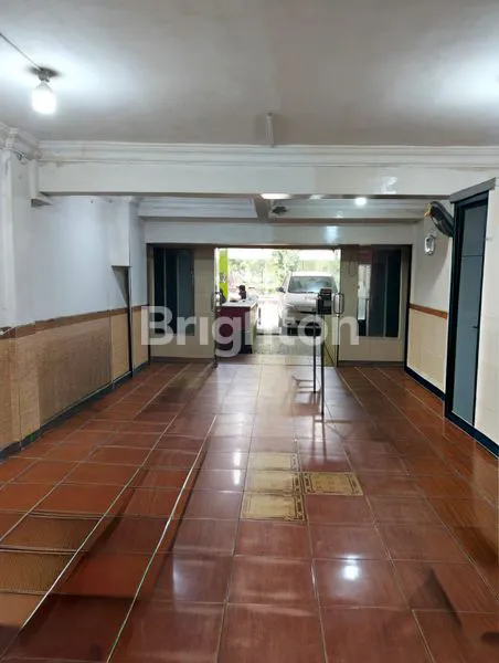 image SEWA TEMPAT USAHA PINGGIR JALAN RAMAI SEDERET RUKO JUAL MAKANAN DI DANAU SUNTER, JAKARTA UTARA (3)