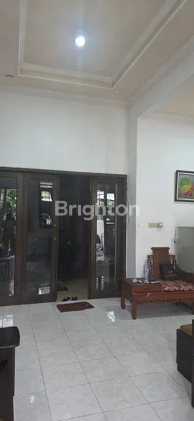 image RUMAH KETINTANG REGENCY 2 LANTAI LOKASI STRATEGIS  (3)