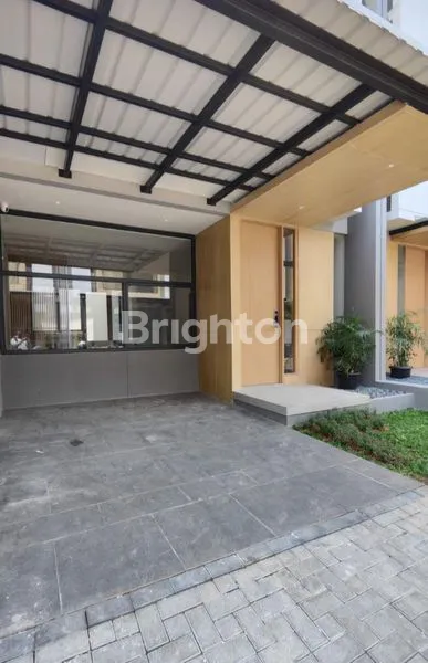 image RUMAH 2 LANTAI RAPI SIAP HUNI DEKAT MALL EASTIARA DI TANAKAYU BSD  TANGERANG (1)
