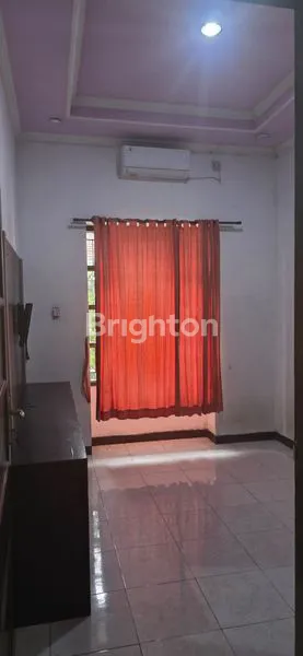 image RUMAH KETINTANG REGENCY SIAP HUNI 2 LANTAI STRATEGIS (6)