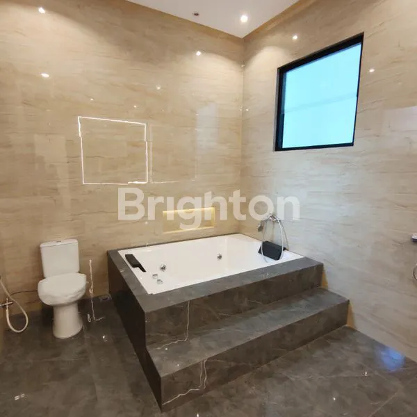 image RUMAH TOMANG BANGUNAN BARU DAN MEWAH JAKARTA BARAT (5)