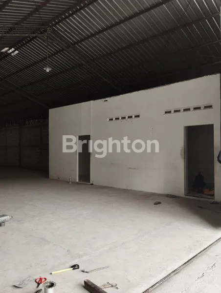 image GUDANG SIAP PAKAI DI SEMARANG BARAT (2)