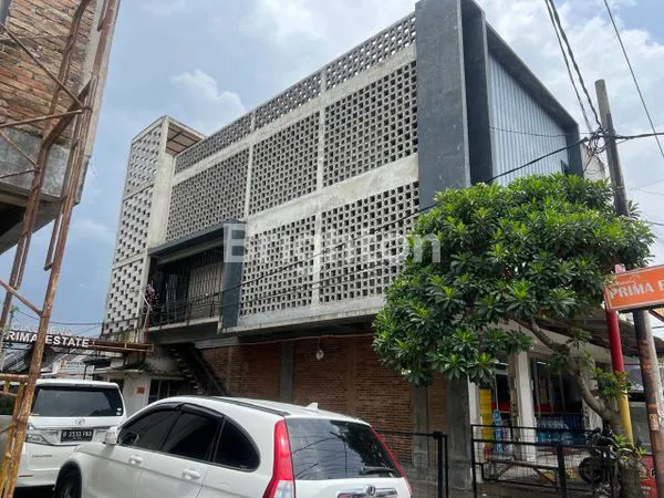 image INVESTASI MENGUNTUNGKAN: RUKO 3 LANTAI DENGAN 30 KAMAR & SEWA TETAP (2)