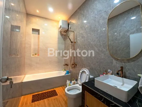 image RUMAH KAVLING POLRI 3.5 LT KOMPLEK JELAMBAR ROW 2 MOBIL JAKARTA BARAT (4)