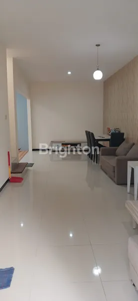image RUMAH DIAMOND PARK JUANDA SIAP HUNI - FULL FURNISHED (3)