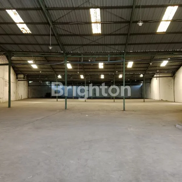 image GUDANG SIAP HUNI LOKASI SANGAT STRATEGIS (5)