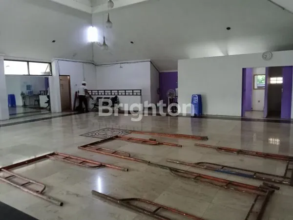 image TEMPAT USAHA BAGUS DAN STARTEGIS MAINROAD BURANGRANG BANDUNG (5)