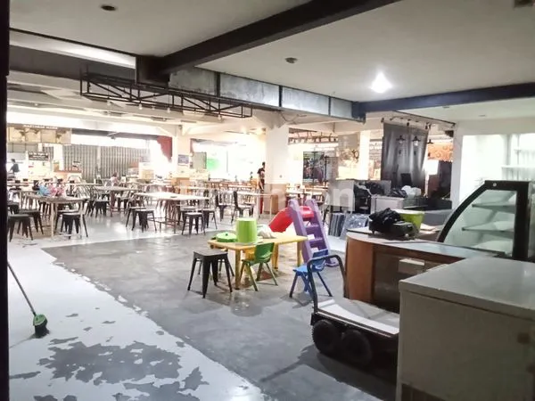 image TEMPAT USAHA BAGUS DAN STARTEGIS MAINROAD BURANGRANG BANDUNG (7)