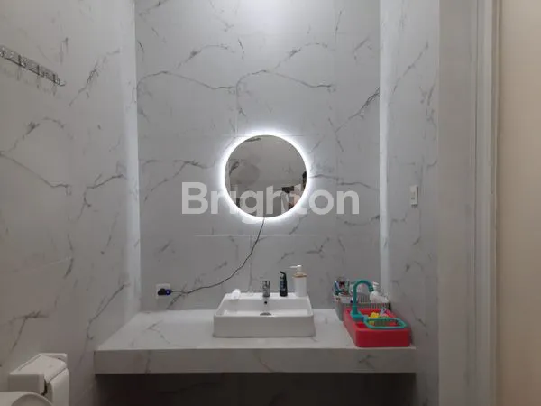 image RUMAH CANTIK SIAP HUNI DI GRAHA RAYA  (4)