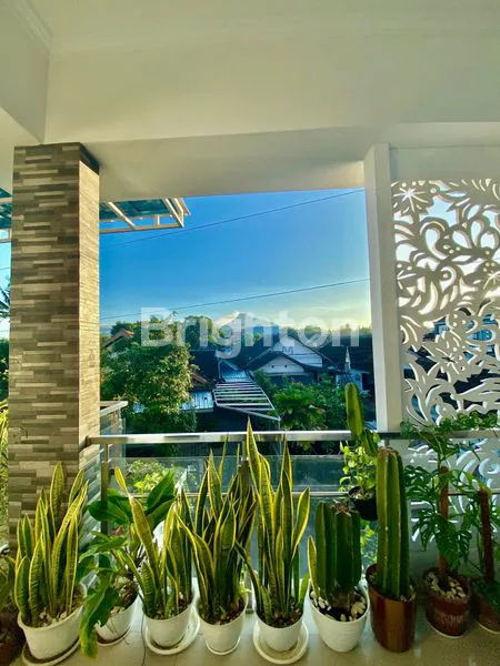 image TURUN HARGA RUMAH MEWAH 2 LANTAI DI JLN PALAGAN SLEMAN (3)