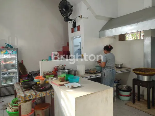 image DIJUAL TEMPAT USAHA MADUKORO KERTEN SOLO (3)