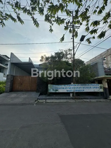 image RUMAH DI GADING PANTAI SURABAYA (1)