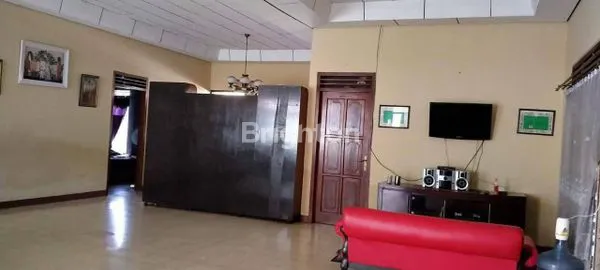 image RUMAH TENGAH KOTA LUAS LOKASI KUMUDASMORO SEMARANG BARAT (2)