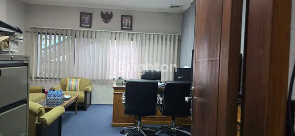 image RUKO 4 LANTAI  DI TEMPAT YANG STRATEGIS DI LEBAK BULUS (7)