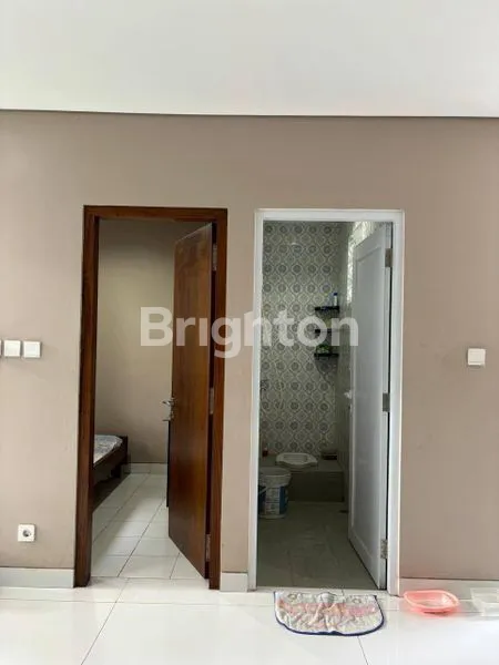 image RUMAH MEWAH 4 LANTAI STRATEGIS DAERAH GADING SERPONG TANGGERANG  (4)