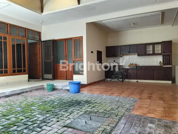 image RUMAH MENANGGAL INDAH, 5 KT, LT 216 M² (5)