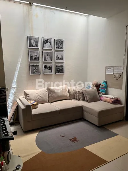 image RUMAH 2 LANTAI DI VIDA BEKASI, 4 KT, FREE KITCHEN SET, FREE 4 AC (4)