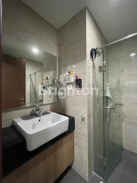 image APARTEMEN STUDIO FURNISHED SIAP HUNI, SOUTHGATE JAGAKARSA (6)