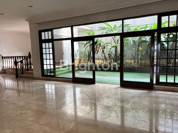 image RUMAH MEWAH 2 LANTAI PERMATA HIJAU (2)