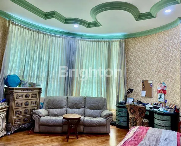 image RUMAH MEWAH 3 LANTAI DI TAMAN PALEM LESTARI – SIAP HUNI & LOKASI STRATEGIS (3)