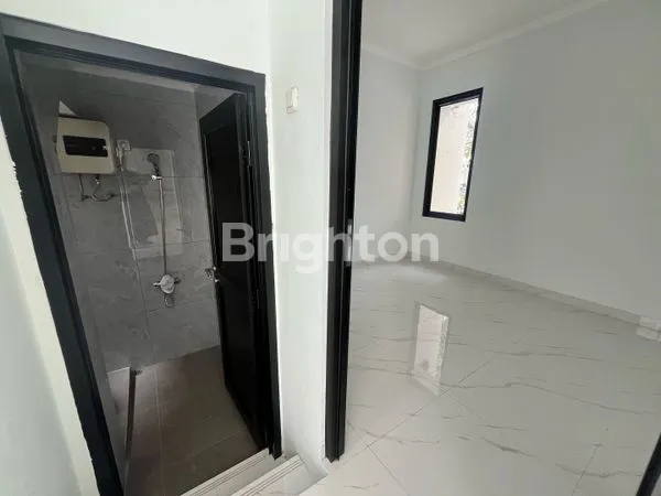 image RUMAH 2 LANTAI DI KOTA WISATA, SIAP HUNI & FULL RENOVASI (7)