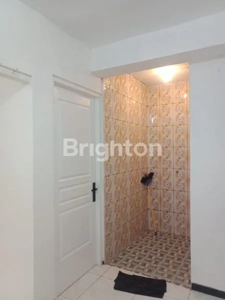 image RUMAH DI SAWOJAJAR  (2)