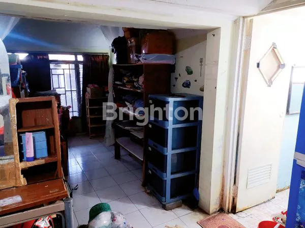 image RUMAH TINGGAL DI LINGKUNGAN PADAT DAN SUDAH TERBENTUK DI TANAH MAS SEMARANG UTARA  (4)