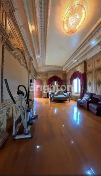 image RUMAH HOEK 3 LANTAI,  MEWAH,  DI TAMAN PERMATA BUANA, (4)