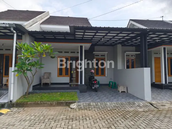 image RUMAH CLUSTER  FULL FURNISH DI SOLO BARU (1)