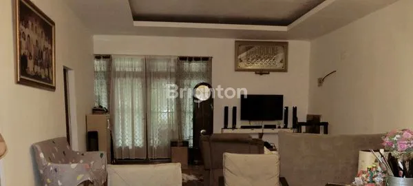 image RUMAH MULTIFUNGSI JL.ADHYAKSA,LEBAK BULUS – NYAMAN DITINGGALI, IDEAL UNTUK USAHA (4)