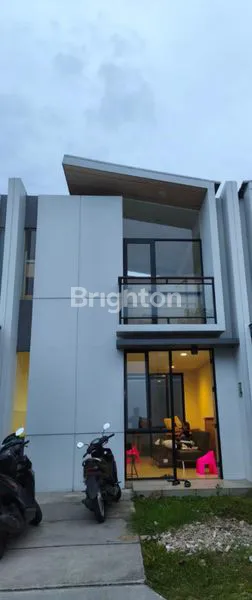 image RUMAH STRATEGIS DEKAT UPH & SUPERMAL KARAWACI (1)