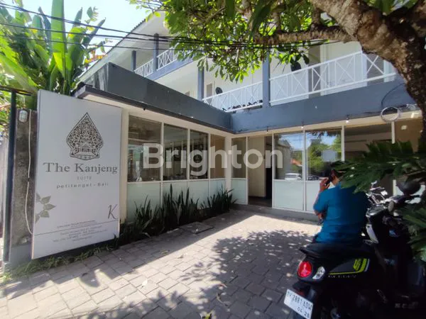 image HOTEL 3 LANTAI DENGAN RESTO – KAWASAN PREMIUM PETITENGET (4)