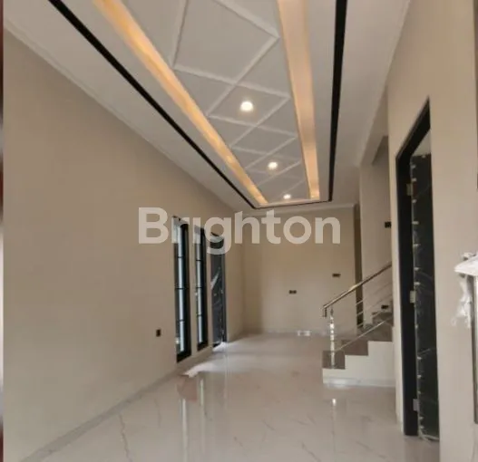 image RUMAH STRATEGIS DEKAT KAMPUS, 2 LANTAI SIAP HUNI (3)