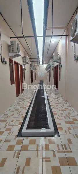 image INVESTASI KOST STRATEGIS CIKARANG, 21+1 PINTU, FULL FURNISH & BANGUNAN BARU , SUDAH TERISI FULL (1)