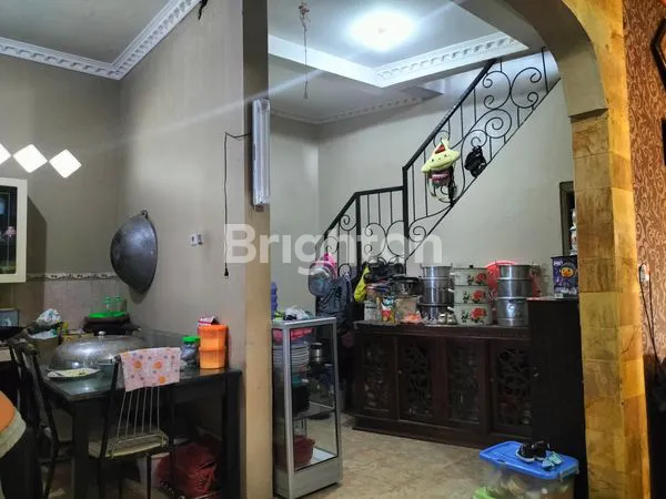 image RUMAH 2 LANTAI DI PERUMAHAN BORNEO MUKTI 2, SAMARINDA (5)