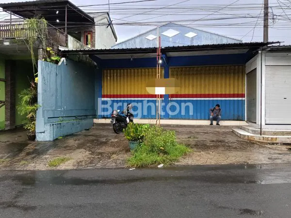 RUKO SIAP PAKAI PARKIRAN LUAS