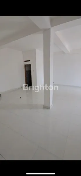 image TOKO SIAP PAKAI DAN PARKIRAN LUAS – LOKASI STRATEGIS  (4)