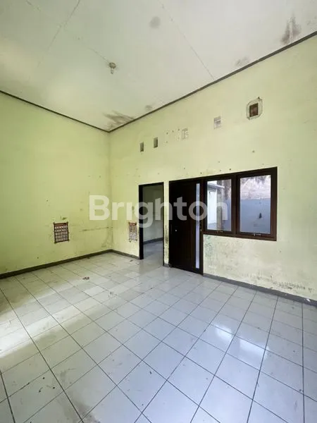 image DIJUAL RUMAH DENGAN HALAMAN YG LUAS DI GRIYA SAMUDRA ASRI SIDOARJO  (4)