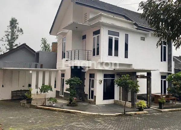 image RUMAH STRATEGIS DI BATU 5 MENIT KE JATIM PARK & HOTEL (1)
