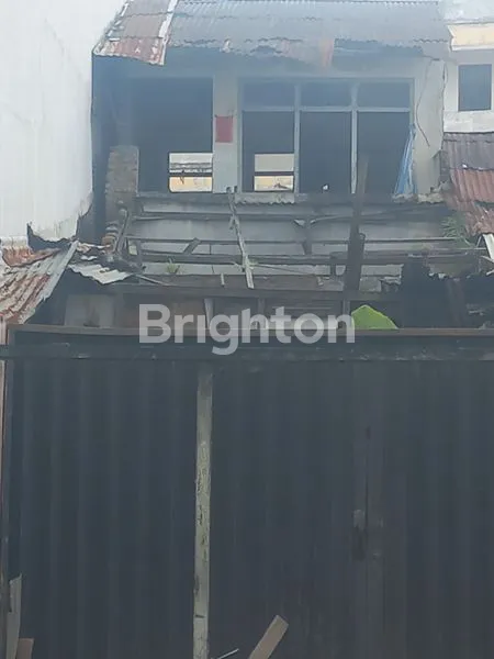 image RUMAH SIAP HUNI DI MEDAN TIMUR, LT 380 M² (2)