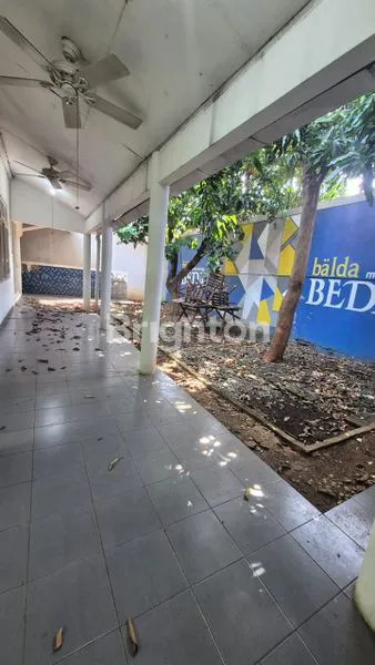 image RUMAH KANTOR LUAS DI JL. WIJAYA, KEBAYORAN BARU (3)